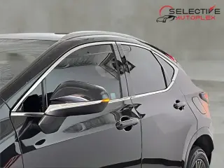Lexus NX 350 2023 tracción en las cuatro ruedas Premium 4p Crossover