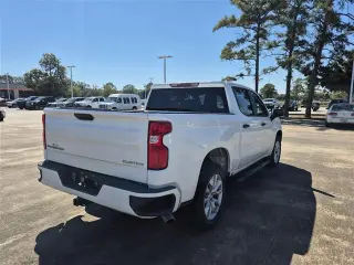 Chevrolet Silverado 1500 2020 4x2 Custom 4 puertas Crew Cab 5.8 ft. SB