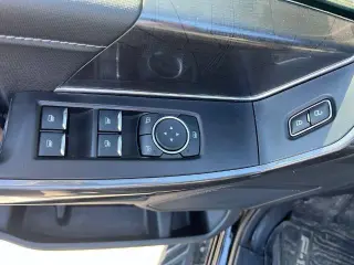 Ford F-150 2023 4x4 XLT 4dr SuperCrew 5.5 ft. SB