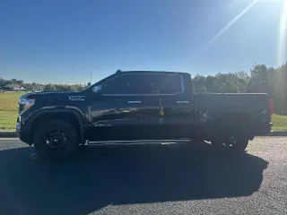 GMC Sierra 1500 2020 4x4 Denali 4dr Crew Cab 5.8 ft. SB