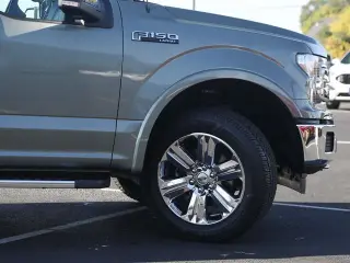 Ford F-150 2019 4x4 Lariat 4dr SuperCrew 5.5 ft. SB