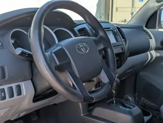 Toyota Tacoma 2013 4x2 Base 2dr Cabina Regular 6.1 ft SB 5M
