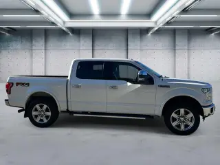 Ford F-150 2015 4x4 Lariat 4dr SuperCrew 5.5 ft. SB