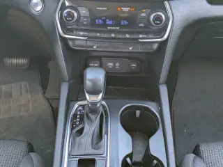 Hyundai SANTA FE 2019 SEL 2.4L 4dr Crossover