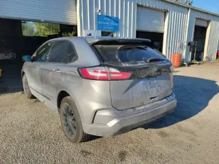 Ford Edge 2022 AWD SE 4dr Crossover