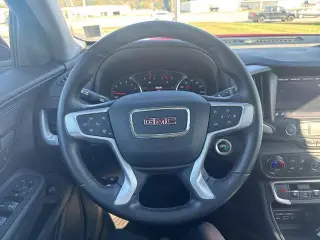 SUV GMC Terrain 2024 AWD SLT 4dr