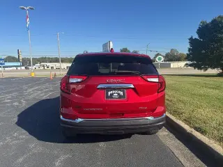 SUV GMC Terrain 2024 AWD SLT 4dr