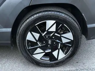 Hyundai KONA 2024 SEL 4dr Crossover