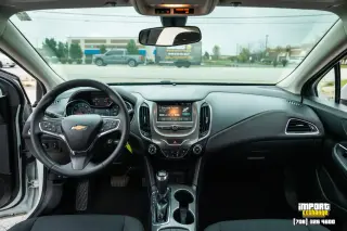 Chevrolet Cruze 2017 LT Auto 4p Sedan