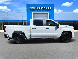 Chevrolet Silverado 1500 2026 4x2 Custom 4dr Crew Cab 5.8 ft. SB