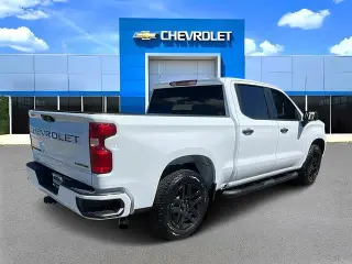 Chevrolet Silverado 1500 2026 4x2 Custom 4dr Crew Cab 5.8 ft. SB