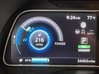 Nissan LEAF 2025 SV PLUS 4dr Hatchback