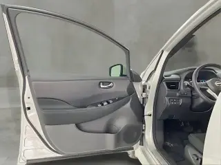 Nissan LEAF 2024 SV PLUS 4dr Hatchback