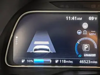Nissan LEAF 2025 SV PLUS 4dr Hatchback