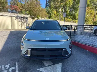 Hyundai KONA 2025 SEL Crossover 4 puertas