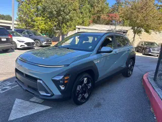 Hyundai KONA 2025 SEL Crossover 4 puertas