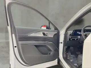 Cadillac LYRIQ 2024 AWD Tech 4dr SUV