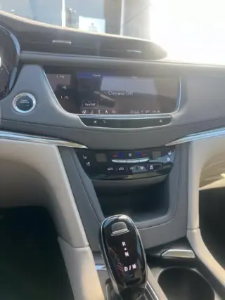 Cadillac XT5 2022 Premium Luxury 4dr SUV