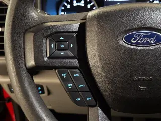 Ford F-250 Super Duty 2019 4x4 XL cabina cuadruple 4 puertas pickup carrocería corta de 6,8 pies