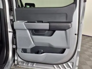 Ford F-150 2022 4x4 XLT 4dr SuperCrew 5.5 ft. SB