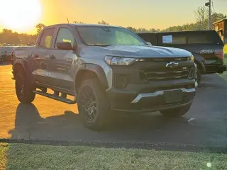 Chevrolet Colorado 2025 4x4 Trail Boss 4dr Crew Cab 5 ft. SB