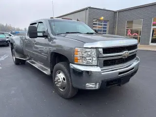 Chevrolet Silverado 3500HD 2008 4WD LTZ 4dr Crew Cab LB DRW