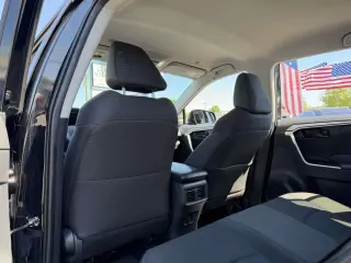 Toyota RAV4 Hybrid 2024 AWD LE 4dr SUV