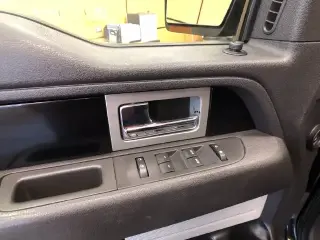 Ford F-150 2011 4x4 FX4 4dr SuperCrew Styleside 5.5 ft. SB