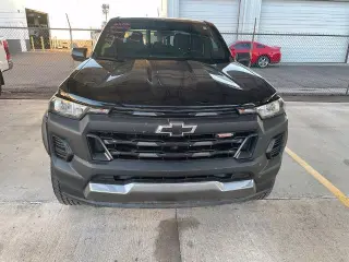 Chevrolet Colorado 2025 4x4 Trail Boss 4dr Crew Cab 5 ft. SB