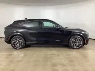 Ford Mustang Mach-E 2024 Premium 4dr SUV