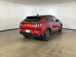 Ford Mustang Mach-E 2024 Premium 4dr SUV