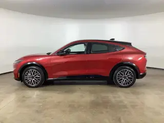 Ford Mustang Mach-E 2024 Premium 4dr SUV