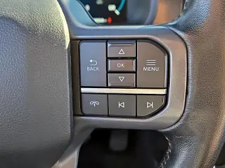Ford F-150 2023 4x4 Lariat 4dr SuperCrew 5.5 ft. SB