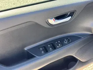 Kia Rio 2018 S 4dr Sedan