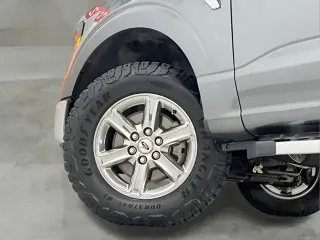 Ford F-150 2024 4x4 XLT 4dr SuperCrew 5.5 ft. SB
