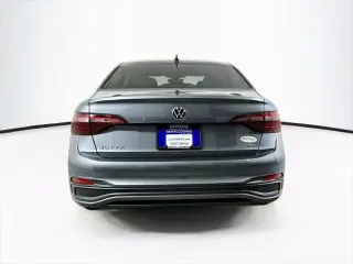Volkswagen Jetta 2024 SE 4dr Sedan