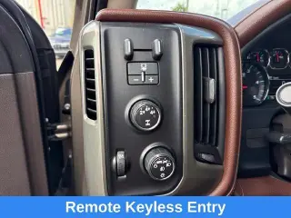 Chevrolet Silverado 2500HD 2015 4x4 High Country 4dr Crew Cab SB
