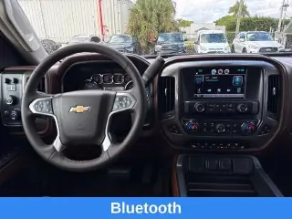 Chevrolet Silverado 2500HD 2015 4x4 High Country 4dr Crew Cab SB