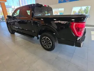 Ford F-150 2023 4x4 XLT 4p SuperCrew 5.5 ft. SB