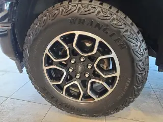 Ford F-150 2023 4x4 XLT 4p SuperCrew 5.5 ft. SB