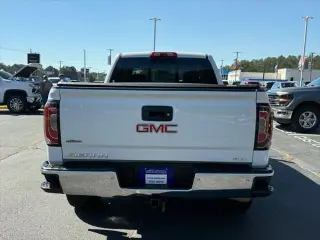 GMC Sierra 1500 2018 4x4 SLT 4dr Crew Cab 5.8 ft. SB