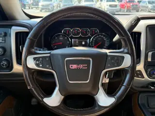 GMC Sierra 1500 2018 4x4 SLT 4dr Crew Cab 5.8 ft. SB