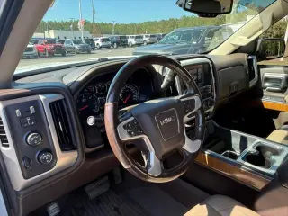GMC Sierra 1500 2018 4x4 SLT 4dr Crew Cab 5.8 ft. SB
