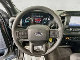 Ford F-150 2022 4x4 XL 4dr SuperCrew 5.5 ft. SB