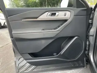 Ford Explorer 2025 AWD Active 4p SUV