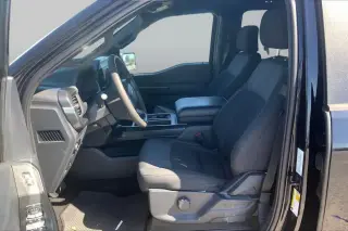 Ford F-150 2025 4x2 STX 4dr SuperCrew 5.5 pies SB
