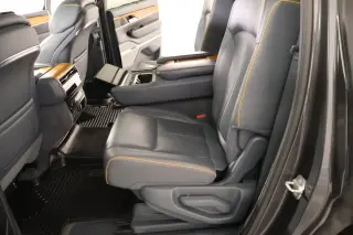 Jeep Grand Wagoneer 2022 4x4 Series II SUV de 4 puertas