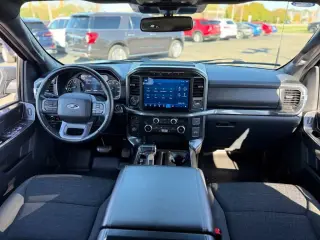 Ford F-150 2023 4x4 XLT 4dr SuperCrew 5.5 ft. SB