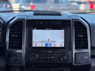 Ford F-150 2018 4x4 XLT 4dr SuperCrew 5.5 ft. SB