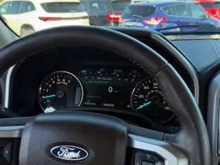 Ford F-150 2020 4x4 Lariat 4dr SuperCrew 5.5 ft. SB